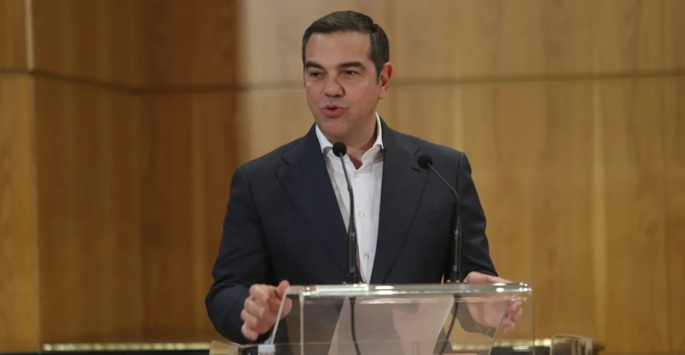 Καταγγέλλει την Αριστερά για την αποτυχία της... Αριστεράς Καταγγέλλει την Αριστερά για την αποτυχία της... Αριστεράς