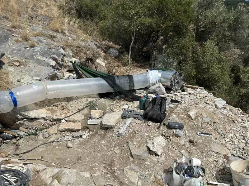 Λάρισα: Κατέληξε ο 53χρονος που εγκλωβίστηκε σε αναζήτηση «θησαυρού»