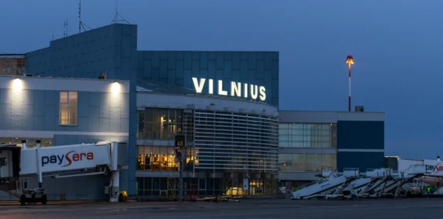 Λιθουανία: Νέο κλείσιμο του αεροδρομίου Βίλνιους λόγω μετεωρολογικών μπαλονιών, έκτο περιστατικό μέσα σε ένα μήνα Λιθουανία: Νέο κλείσιμο του αεροδρομίου Βίλνιους λόγω μετεωρολογικών μπαλονιών, έκτο περιστατικό μέσα σε ένα μήνα