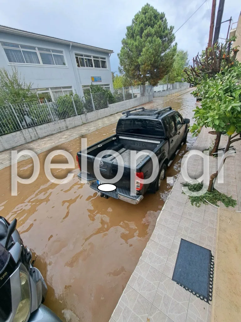 Η Άνω Οβρυά «βούλιαξε» μέσα σε έξι λεπτά: Το ίδιο δράμα, άλλη μια μέρα ΦΩΤΟ-ΒΙΝΤΕΟ