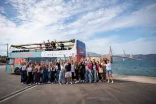 Welcome to UP 2025: Magic Bus Patras Tour – Μια ξενάγηση στην πόλη από ψηλά! Τα δρομολόγια των open buses