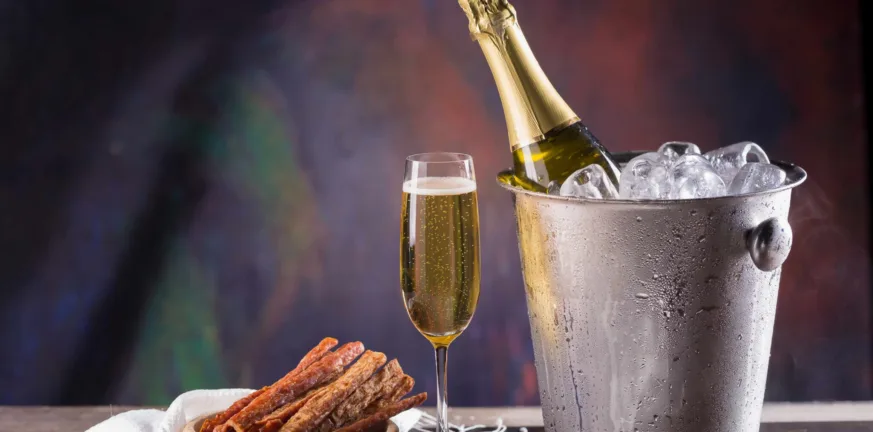 Η ιδανική θερμοκρασία στο σερβίρισμα κάνει τη διαφορά στο κρασί Η ιδανική θερμοκρασία στο σερβίρισμα κάνει τη διαφορά στο κρασί