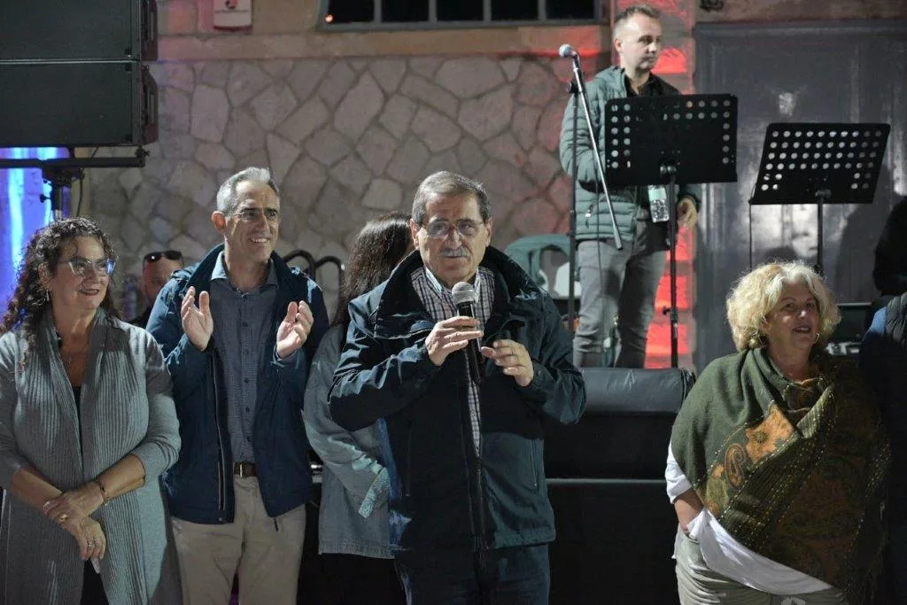 49 χρόνια ζωής για το Χορευτικό του Δήμου Πατρέων - Μια γιορτή αφιερωμένη στη δύναμη της συλλογικής έκφρασης ΦΩΤΟ