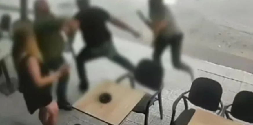 Ναύπλιο: 9 χρόνια κάθειρξης στους δύο δράστες για θανάσιμο ξυλοδαρμό Ναύπλιο: 9 χρόνια κάθειρξης στους δύο δράστες για θανάσιμο ξυλοδαρμό