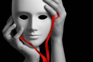 Πάτρα: Οι «Υποκριτές» γιορτάζουν 15 χρόνια δημιουργίας με γέλιο, ενέργεια και τρεις παραστάσεις