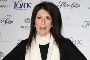 Τι αποκάλυψε η Αβα Γαλανόπουλου για τα επαγγελματικά της