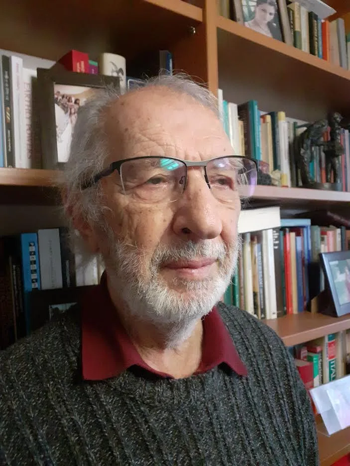 Ο συμβολικός ρόλος του Πρωτοκλήτου Ανδρέα - Ο ομ. καθηγητής Κοινωνιολογίας Νίκος Κοκοσαλάκης στην «Π»