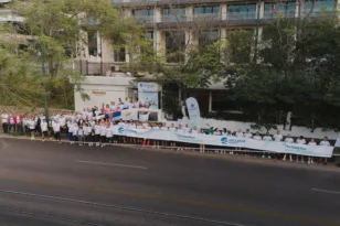 Περισσότεροι από 350 εθελοντές της HELLENiQ ENERGY έτρεξαν στον 42ο Αυθεντικό Μαραθώνιο της Αθήνας