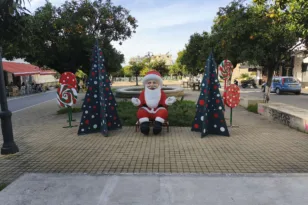 «Χρώμα» Χριστουγέννων στην Πάτρα ΦΩΤΟ