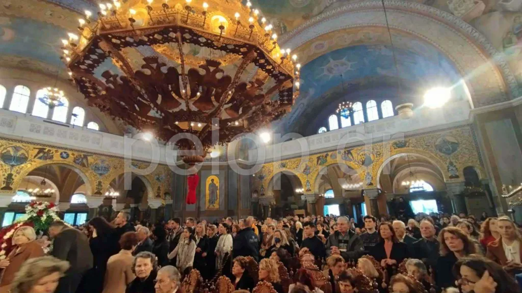 Η Πάτρα γιορτάζει τον Άγιο Ανδρέα - ΔΕΙΤΕ την Πολυαρχιερατική Θεία Λειτουργία παρόντος του Προέδρου της Δημοκρατίας