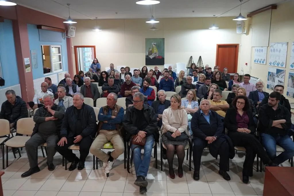 Ο Δήμος Πατρέων στο πλευρό των πυρόπληκτων αγροτών: Ημερίδα στα Ροΐτικα για τη διαχείριση των ελαιοδέντρων Ο Δήμος Πατρέων στο πλευρό των πυρόπληκτων αγροτών: Ημερίδα στα Ροΐτικα για τη διαχείριση των ελαιοδέντρων