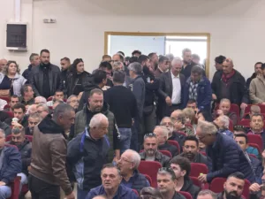 «Eπανάσταση» από τους αγρότες: από 30 Νοεμβρίου έως 5 Δεκεμβρίου κλείνουν δρόμους, λιμάνια, τελωνεία!