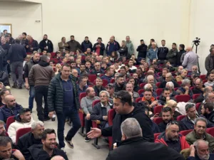 «Eπανάσταση» από τους αγρότες: από 30 Νοεμβρίου έως 5 Δεκεμβρίου κλείνουν δρόμους, λιμάνια, τελωνεία!