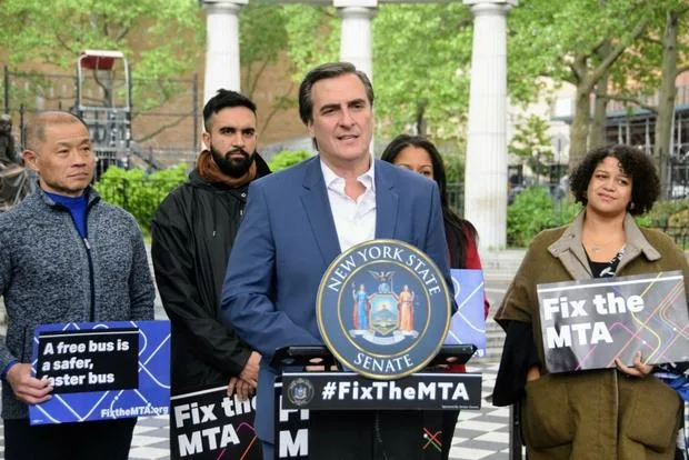 Ο δικός μας Μάικ της Νέας Υόρκης, μία ιστορία που ξεκίνησε στην Κλειτορία και έφτασε στην Αστόρια