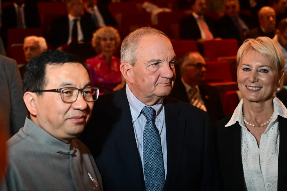 Κώστας Καραμανλής: Οι σχέσεις Ελλάδας-Κίνας παράγουν αμοιβαία οφέλη