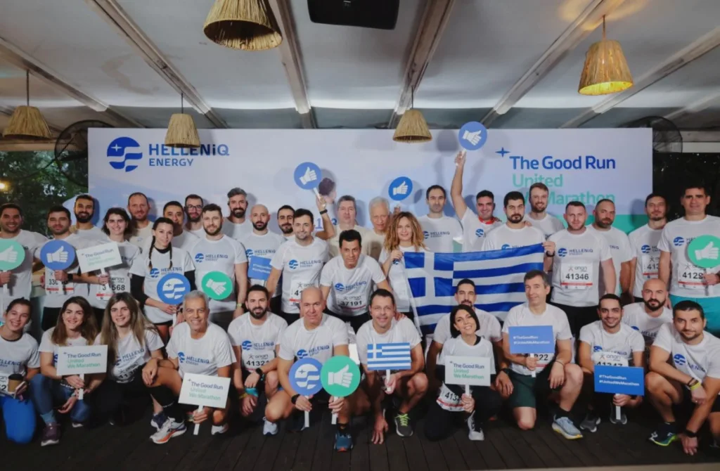 Περισσότεροι από 350 εθελοντές της HELLENiQ ENERGY έτρεξαν στον 42ο Αυθεντικό Μαραθώνιο της Αθήνας