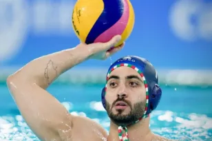 Αυτόν τον διεθνή Ιρανό πολίστα κλείνει η ΝΕΠ