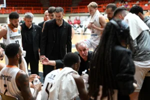 Ο Προμηθέας ήττα-πισωγύρισμα από τη Λέγκια στην Πάτρα - Φωτογραφίες