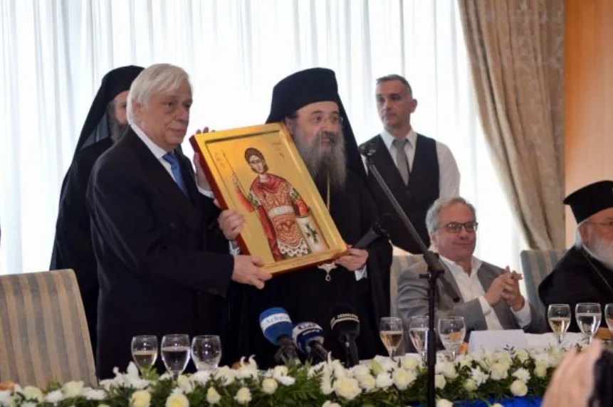 Πάτρα: Η πόλη γιορτάζει τον Άγιο Ανδρέα με λαμπρότητα ΔΕΙΤΕ ΖΩΝΤΑΝΑ - Ρετρό-αφιέρωμα σε εορτασμούς του παρελθόντος