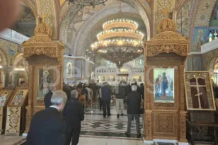 Το τελευταίο αντίο στον Θρασύβουλο Μαυρομμάτη – Πλήθος κόσμου αποχαιρέτησε τον ιστορικό παράγοντα της ΝΔ