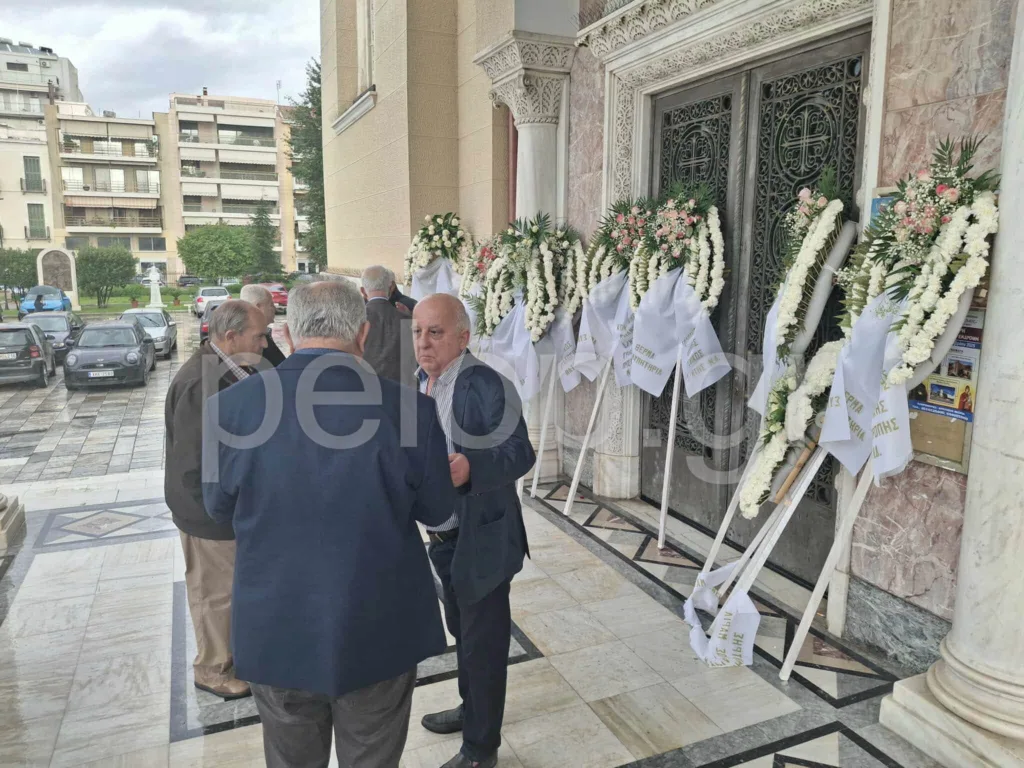 Το τελευταίο αντίο στον Θρασύβουλο Μαυρομμάτη – Πλήθος κόσμου αποχαιρέτησε τον ιστορικό παράγοντα της ΝΔ