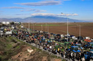 Μπλόκα: Αγριεμένοι οι αγρότες, δεν κάνουν ούτε βήμα πίσω!
