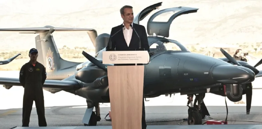 Μητσοτάκης: «Η Ελλάδα θωρακίζεται απέναντι στην κλιματική κρίση» - Παραδόθηκαν τρία Diamond 62 MPP στην Πολιτική Προστασία