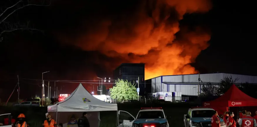 Αργεντινή: Εμπόλεμη ζώνη η βιομηχανική ζώνη της Εσέισα, 20 τραυματίες ΒΙΝΤΕΟ