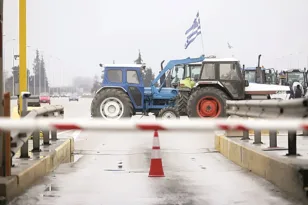 Αγρότες και κτηνοτρόφοι της Αχαΐας σε θέση μάχης: Σχεδιάζουν μπλόκο στα διόδια Ρίου