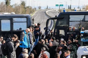Οι αγρότες αντεπιτίθενται και ετοιμάζουν μπλόκα σε όλη την Ελλάδα!