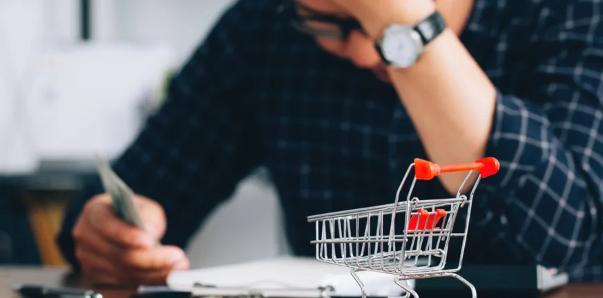 Aκρίβεια: Ανέδειξε για μια ακόμα φορά χάσμα πολιτικής αντίληψης