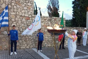 Χειμερινοί Ολυμπιακοί Αγώνες 2026: Η υποδοχή της Ολυμπιακής Φλόγας στην Αμαλιάδα ΦΩΤΟ