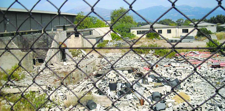 ΑΜΙΑΝΤΙΤ: «Τσερνόμπιλ» - Εγκρίθηκε η δεύτερη φάση εκκαθάρισης 378 τόνων τοξικού αμιάντου, αδύνατον να απομακρυνθούν 70.000 θαμμένοι τόνοι