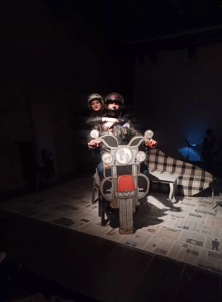 «Ο Κος Αμιλκάρ»: Συνεχίζει για 2η εβδομάδα στο θέατρο «Αγορά» - Οι sold-out παραστάσεις και οι αντιδράσεις των θεατών «Ο Κος Αμιλκάρ»: Συνεχίζει για 2η εβδομάδα στο θέατρο «Αγορά» - Οι sold-out παραστάσεις και οι αντιδράσεις των θεατών