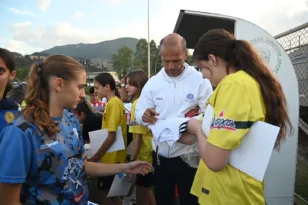 Η γιορτή του γυναικείου ποδοσφαίρου με Αγγελο Μπασινά ΦΩΤΟΓΡΑΦΙΕΣ