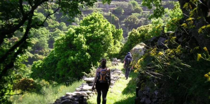 Άνδρος: Ο κορυφαίος πεζοπορικός προορισμός για το 2025