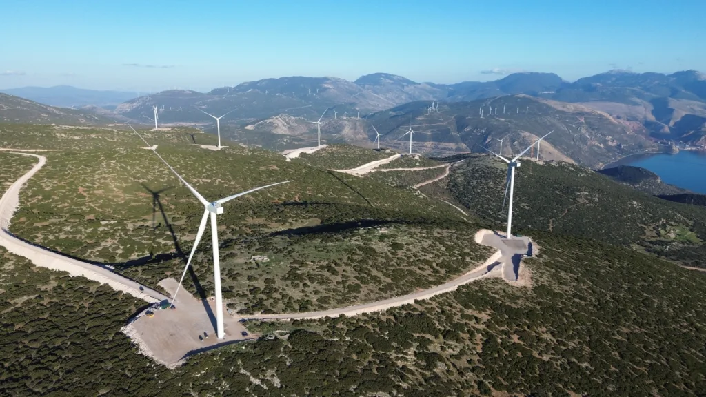 Όμιλος ΔΕΗ: Ολοκλήρωση κατασκευής αιολικού πάρκου     36 MW στη Φωκίδα