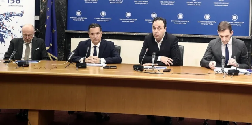 Έρχεται αυστηρός ψηφιακός έλεγχος: QR, ταυτότητες και μητρώα για την πώληση αλκοόλ σε ανήλικους