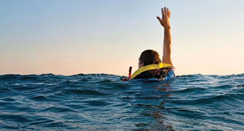 Καραϊβική: Δεκάδες τουρίστες βρέθηκαν στο νερό όταν βούλιαξε καταμαράν