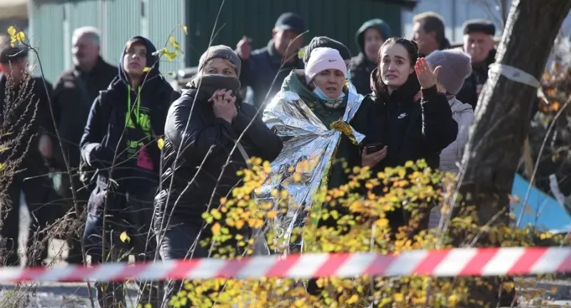 Ουκρανία: Θλίψη στο Τερνόπιλ για τα ρωσικά πλήγματα, στους 26 οι νεκροί
