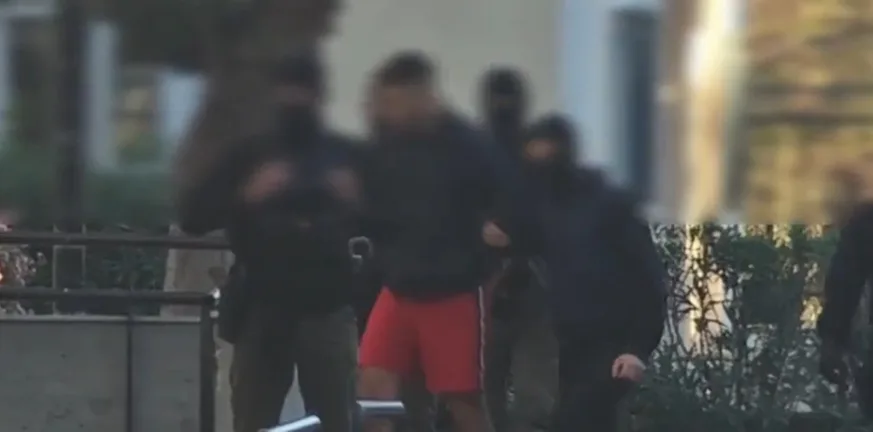 Δολοφονία Λάλα: Στον ανακριτή οι τέσσερις συλληφθέντες, προθεσμία έως την Πέμπτη, ΒΙΝΤΕΟ