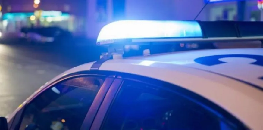 Θεσσαλονίκη: Μεθυσμένος οδηγός προσέκρουσε σε γερανοφόρο, τραυματίστηκε ο χειριστής