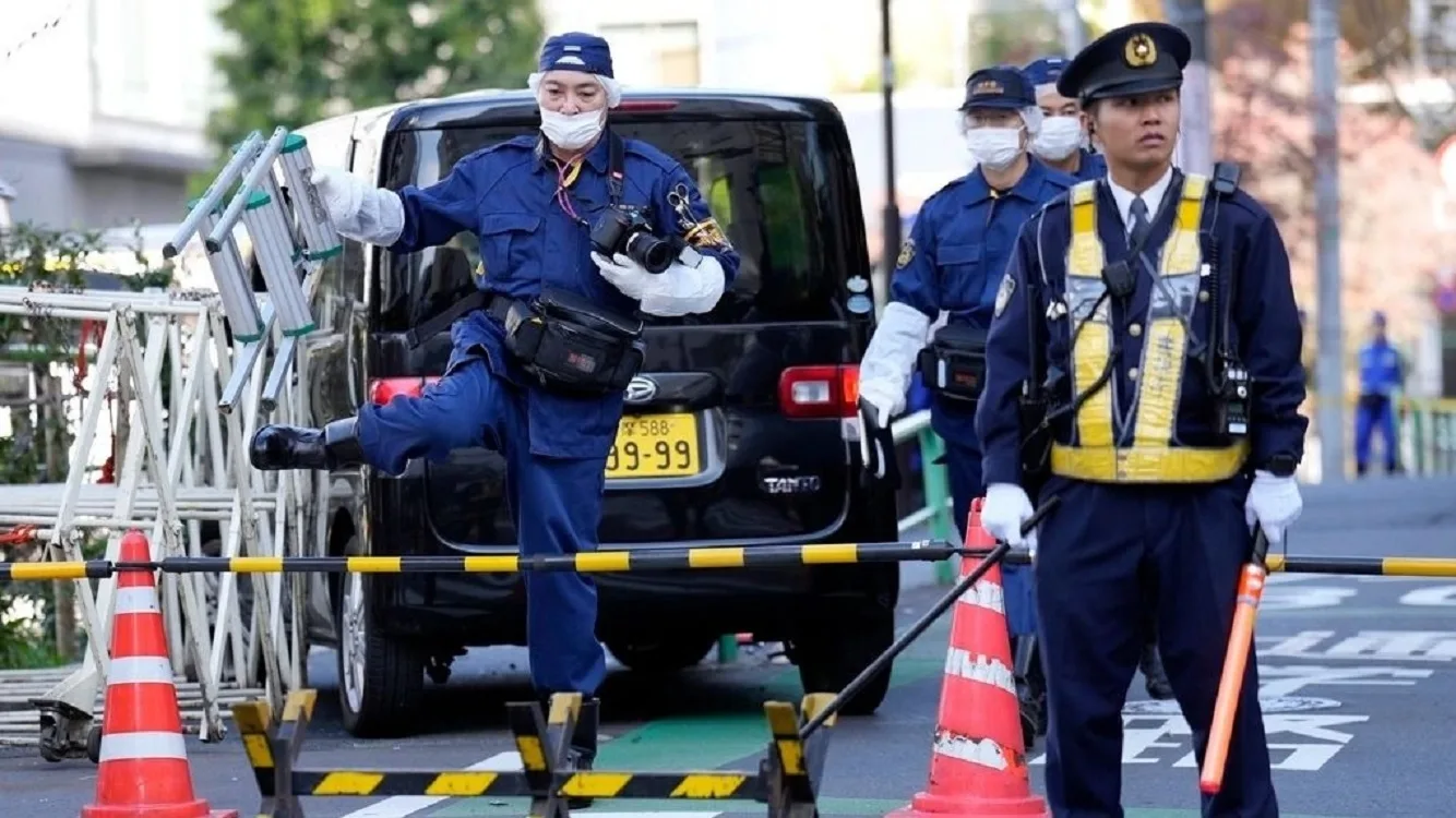 Τρόμος στο Τόκιο: 80χρονος νεκρός, 10 τραυματίες σε πολλαπλές συγκρούσεις - Συνελήφθη ο οδηγός που προσπάθησε να διαφύγει ΒΙΝΤΕΟ Τρόμος στο Τόκιο: 80χρονος νεκρός, 10 τραυματίες σε πολλαπλές συγκρούσεις - Συνελήφθη ο οδηγός που προσπάθησε να διαφύγει ΒΙΝΤΕΟ