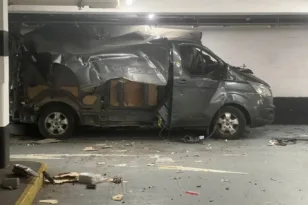 Λονδίνο: Συναγερμός για έκρηξη σε βαν σε υπόγειο πάρκινγκ, ΒΙΝΤΕΟ