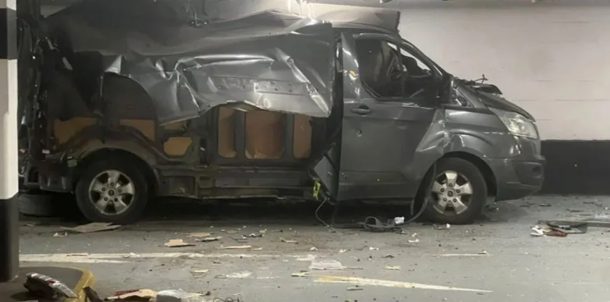Λονδίνο: Συναγερμός για έκρηξη σε βαν σε υπόγειο πάρκινγκ, ΒΙΝΤΕΟ