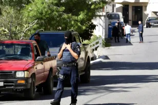 «Δεχτήκαμε απειλές ότι θα μας εκτελέσουν όλους, θα μας πετάξουν χειροβομβίδες»! Η μαρτυρία Κώστα Φραγκιαδάκη για Βαρίζια