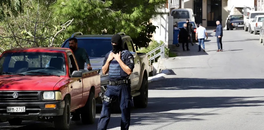 «Δεχτήκαμε απειλές ότι θα μας εκτελέσουν όλους, θα μας πετάξουν χειροβομβίδες»! Η μαρτυρία Κώστα Φραγκιαδάκη για Βoρίζια