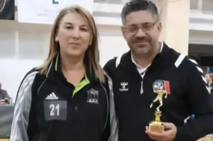 Ηττα για τα κορίτσια της Ακαδημίας των Σπορ – Βράβευση Κουτρούλη