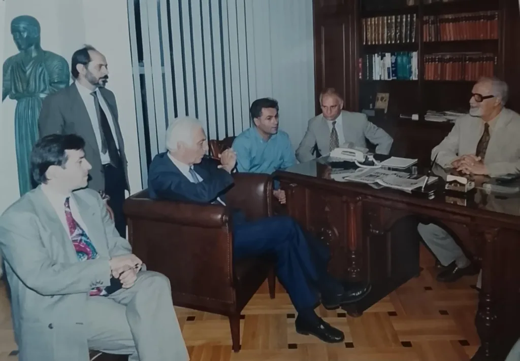 Θρασύβουλος Μαυρομμάτης: Στα φιλελεύθερα λιβάδια του ουρανού…