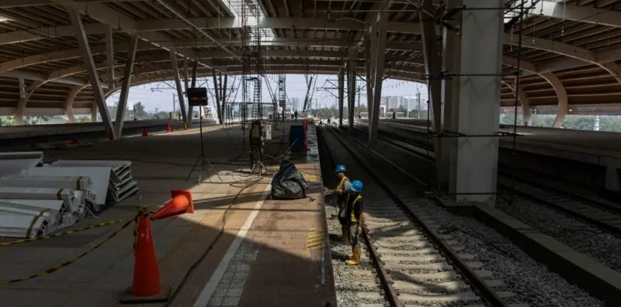 Τραγωδία στην Κίνα: 11 νεκροί από σύγκρουση τρένου με εργάτες στο Γιουνάν